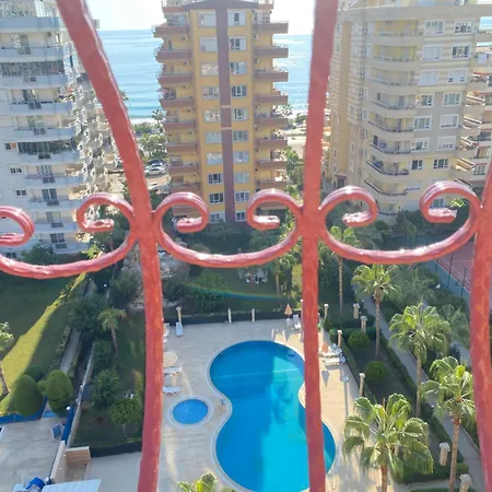 Apartment Penthouse Paradise In Mahmutlar